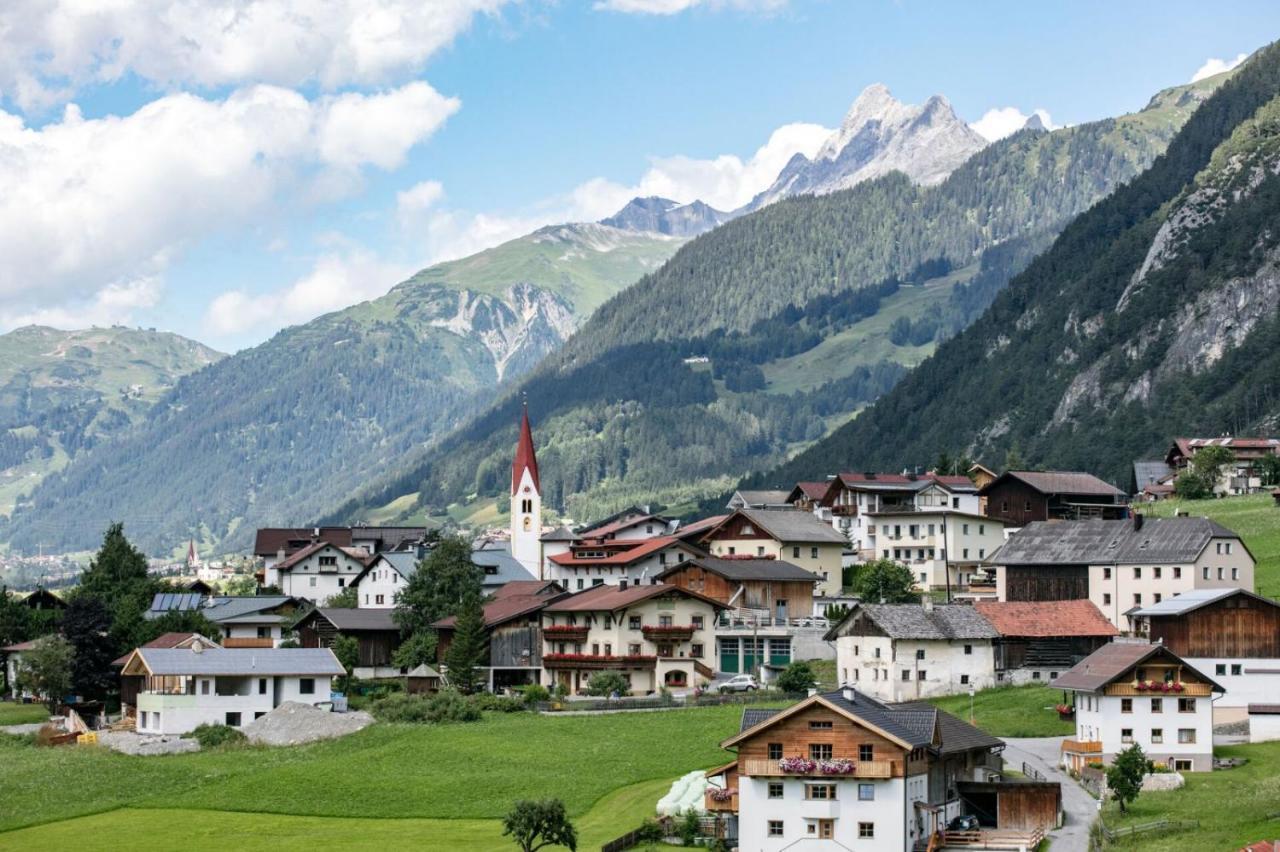 Haus Fischer Pettneu am Arlberg Eksteriør billede